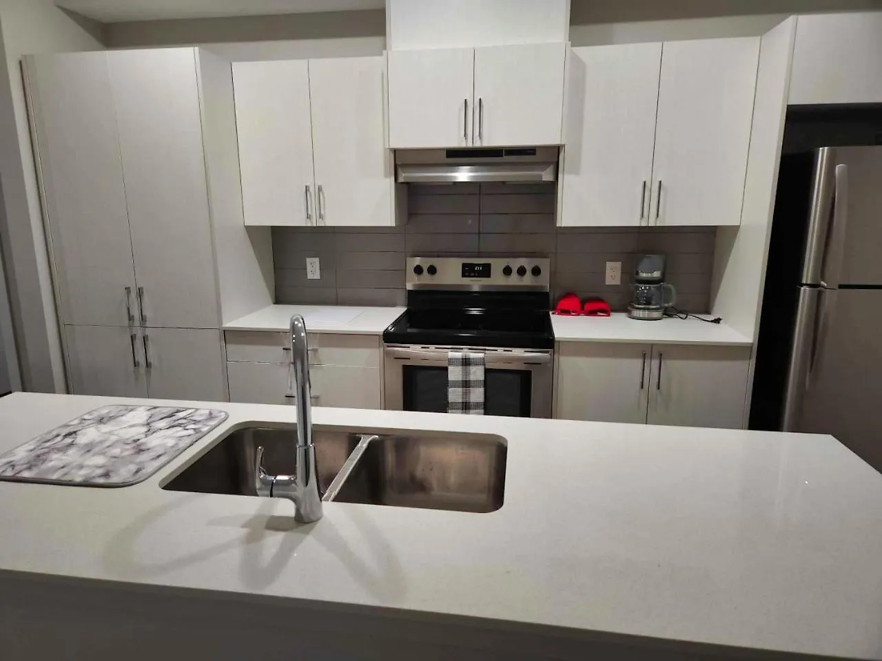הוילה וונקובר Charming Family-Friendly Retreat 0*,